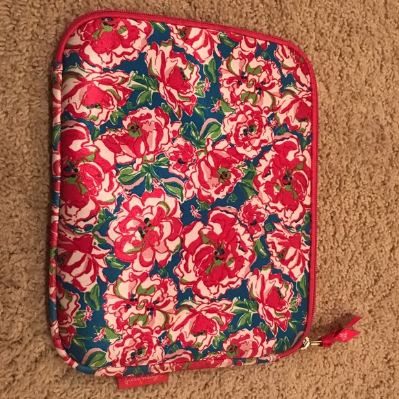 Lilly Pulitzer Accessories - Lilly pulitzer ipad/kindle cover case